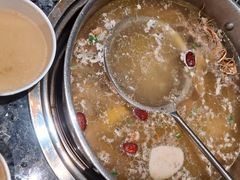 -一席地·本地鸡窝·杭帮鸡火锅(萧山银隆百货店)