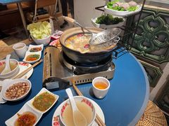 -邹开喜·小海鲜醉鸡煲·潮汕鲜切牛肉店(襄阳北路店)