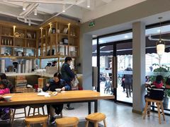 大堂-小桃园·豆浆油条(复兴中路店)