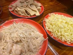 -东方一串·鲜肉小串·小酒馆(壹航城店)