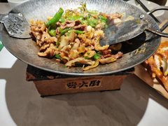 -费大厨辣椒炒肉(黄兴中心广场店)