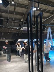 -CASTER跳舞俱乐部