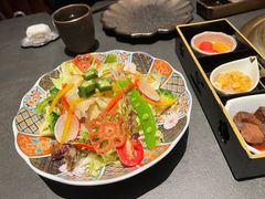 -铭牛烧肉·和牛海鲜自助(高新月牙湖店)