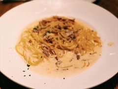 -玛格萝妮(汇智国际商业中心店)