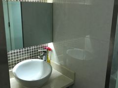 -Zsmart智尚酒店(上海北外滩四川北路东宝兴路地铁站店)