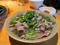 -大众跷脚牛肉馆·非遗传承单位(峨眉山店)