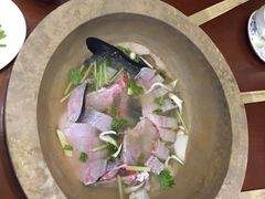 -鲜呦蒸汽石锅鱼(北辰路店)
