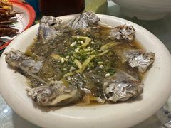-茸梅路右拐龙虾-农家菜(松江店)