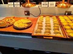 -涨巢·潮玩水疗局