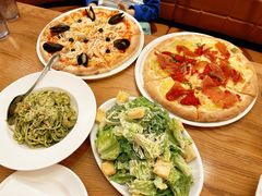 -城市大道红炉披萨烘焙坊