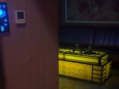 -钱莊Party连锁KTV(黄江星光城店)