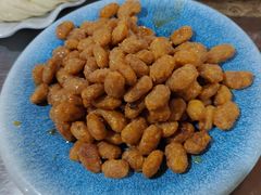 -粘豆包柴火铁锅炖