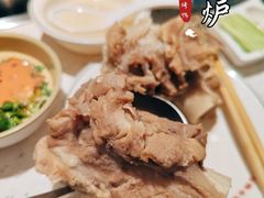 -三人行骨头王火锅(长寿店)