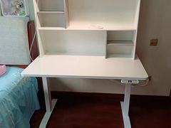 -康朴乐儿童学习桌椅(蓝色港湾店)