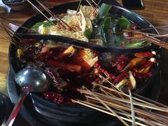 -灌县老妈砂锅串串香(万科红生活广场店)