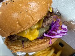 -TRIPS BURGER(大钟寺店)