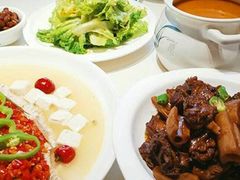 -鑫小城故事·砂锅·排骨藕汤(兴业路店)