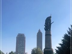 -人民防洪胜利纪念塔