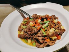 -佬麻雀·新湘菜(东方宝泰店)