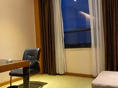 -维也纳酒店(广州南站汉溪长隆地铁站景区店)