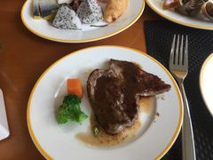 -昆山裕元花园酒店·温莎西餐厅