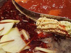 -佰人王串串香火锅(洋珠巷店)