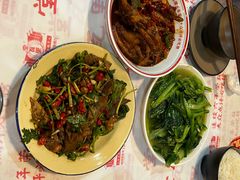 -堂瓦里·33年传统赣菜(第一街区店)