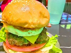 -DEEP·深美式餐吧(五棵松华熙LIVE店)