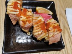 焦糖三文鱼卷-枝魯枝魯自助料理