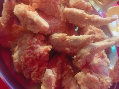 -BHC炸鸡(明洞总店)