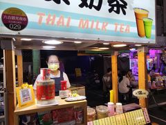 -六合夜市