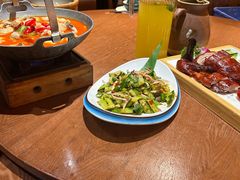 -老滇山寨•云南特色菜•地方菜•民族风情歌舞表演(金碧店)