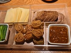 老北京酱肉卷饼-馋嘴猫•北京食堂•宵夜(亚运村店)