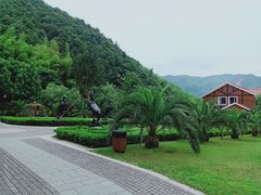 -梦娜斯庄园