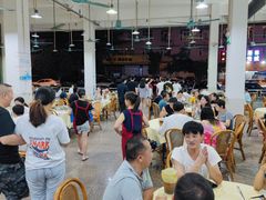 大堂-标记美食新鲜猪杂(兴南大道店)