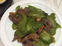 -潮庭港式茶餐厅·熊仔奶茶(同济广场店)