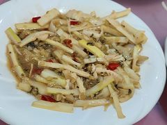 -天乐农家鱼头王(天目湖店)