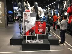 -李宁(苏州中心店)