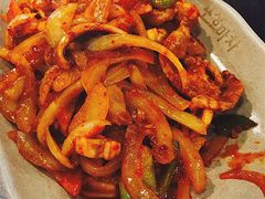 鱿鱼炒五花肉-包装马车·韩国料理·포장마차