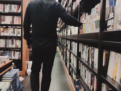 -西西弗书店&矢量咖啡(壹方购物中心店)