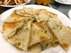葱油饼-宝华海景大酒店·望绿苑