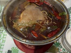 -渔语鱼新川菜Bistro(万象天地店)