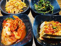 -鑫釜山海鲜烧烤(鑫丰国际店)