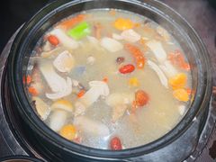 -芸鲜季·云南野生菌餐厅· 云南风物味研社(闵行店)