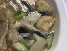 胜瓜支竹浸鱼腐-惠爱餐厅