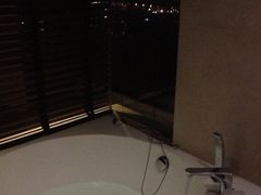 iphone_upload_pic-黎客国际酒店