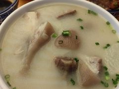 -沪西老弄堂面馆(定西路店)