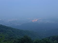 -紫金山山顶公园