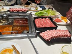 -海底捞火锅(中商百货夜宵主题店)