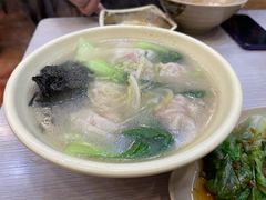 鲜肉大馄饨-圆宝台湾小吃(迎津街店)